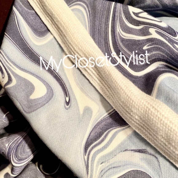 THE UPSIDE Hoodie NWT Top Denim Marble yoga hooded new Small blue white swirls - Picture 4 of 6